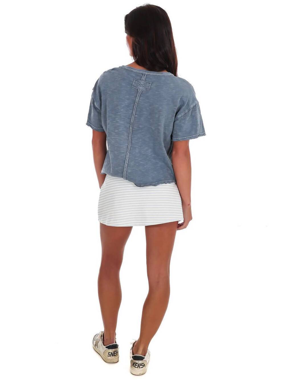 NEW BLU PEPPER women's edge mode cropped tee in ash blue - Picture 2 of 8